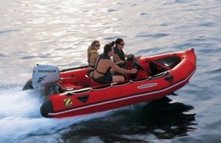 Charter Cala Estancia